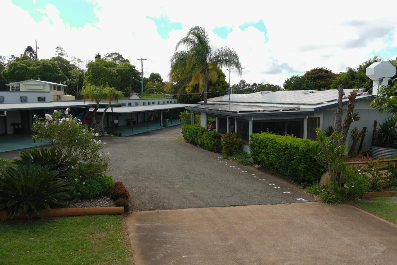 Y Motels Yarraman Exterior photo