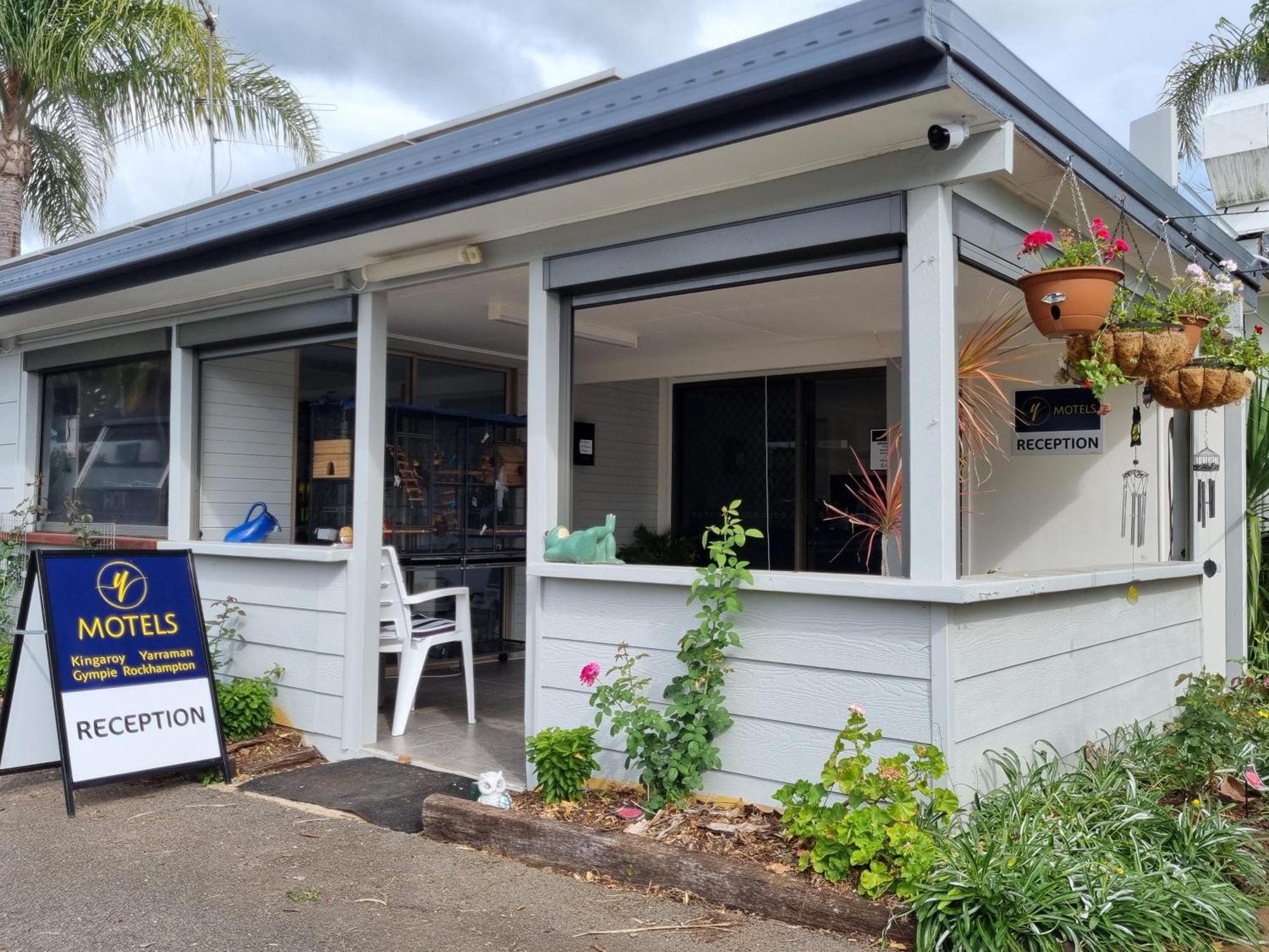 Y Motels Yarraman Exterior photo